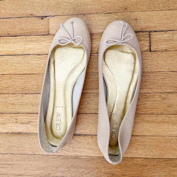 J. Crew Beige Unstructured Leather Ballet Flats Bow Detail Slip On Shoe Size 6 - Picture 1 of 5